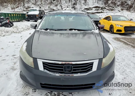 2009 Honda Accord Lxp z USA, uszkodzony, nr VIN 1HGCP26449A091037
